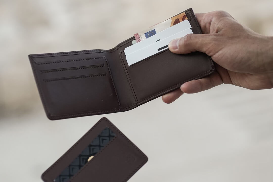 magnetic wallet
