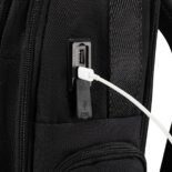 Zamykany port USB i USB-C do ładowania elektroniki